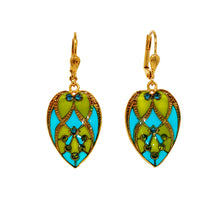 Load image into Gallery viewer, Au bout des Réves Corinne Earrings. 18026D-05/08