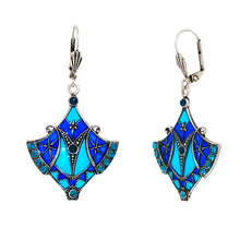 Load image into Gallery viewer, Au bout des Rêves Capucine Earrings. 18027-01/05