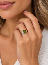Load image into Gallery viewer, Sterling Silver Peridot Ring. HIM146