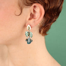 Load image into Gallery viewer, Taratata Ephemere Stud Earrings. 01909-104