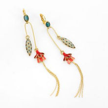 Load image into Gallery viewer, Taratata Fuchsia Earrings. 02720-20M
