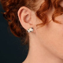 Load image into Gallery viewer, Taratata Chanapé Stud Earrings. 08948-101