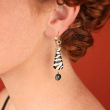 Load image into Gallery viewer, Taratata Zebra Earrings. 04728-202