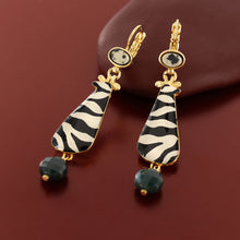 Load image into Gallery viewer, Taratata Zebra Earrings. 04728-202