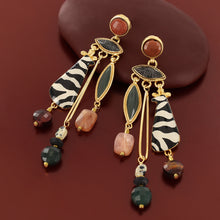 Load image into Gallery viewer, Taratata Zebra Stud Earrings. 04936-20M