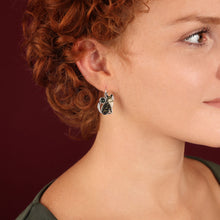 Load image into Gallery viewer, Taratata Tabby Earrings. 05738-102