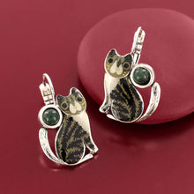 Load image into Gallery viewer, Taratata Tabby Earrings. 05738-102