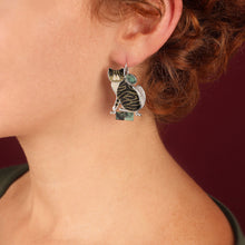 Load image into Gallery viewer, Taratata Tabby Earrings. 05743-102