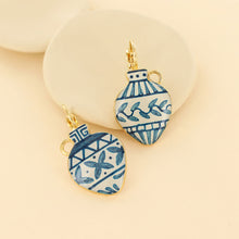 Load image into Gallery viewer, Taratata Antique Earrings. 07755-204