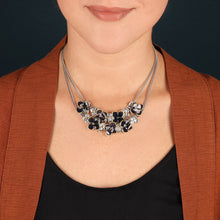 Load image into Gallery viewer, Taratata Hortensia Necklace. 13121-109