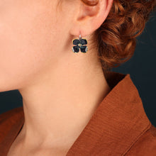 Load image into Gallery viewer, Taratata Hortensia Earrings. 13706-104