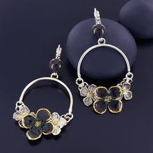 Load image into Gallery viewer, Taratata Hortensia Earrings. 13708-109