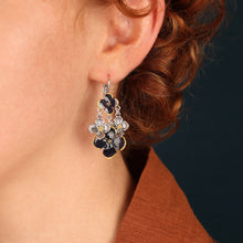 Load image into Gallery viewer, Taratata Hortensia Earrings. 13709-109