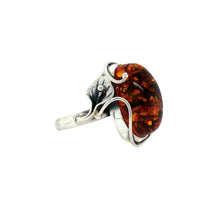 Load image into Gallery viewer, Sterling Silver Baltic Amber Ring. HEN124