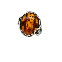 Load image into Gallery viewer, Sterling Silver Baltic Amber Ring. HEN128