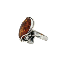 Load image into Gallery viewer, Sterling Silver Baltic Amber Ring. HEN128