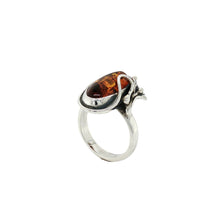 Load image into Gallery viewer, Sterling Silver Baltic Amber Ring. HEN129