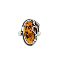 Load image into Gallery viewer, Sterling Silver Baltic Amber Ring. HEN129