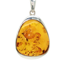 Load image into Gallery viewer, Sterling Silver Baltic Amber Pendant. HEN92