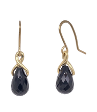 Load image into Gallery viewer, 9ct Yellow Gold Onyx Twist Earrings. J436O
