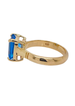Load image into Gallery viewer, 9Ct Yellow Gold Blue Topaz Ring. GA-432