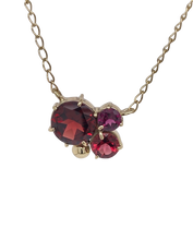 Load image into Gallery viewer, 9ct Yellow Gold Garnet Trois Necklace. JTRG