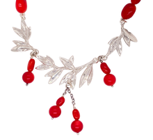 Load image into Gallery viewer, Sterling Silver Coral Wattle Necklace. J262C