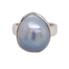 Load image into Gallery viewer, Sterling Silver Tahitian Pearl Ring. HIM120