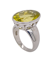 Load image into Gallery viewer, Sterling Silver Lemon Quartz Ring. HIM122