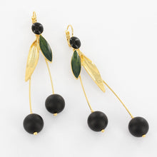 Load image into Gallery viewer, Taratata Cerise Earrings. 02706-202