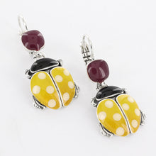 Load image into Gallery viewer, Taratata Cox Earrings. 04716-10Y