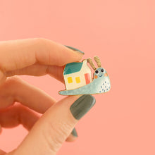Load image into Gallery viewer, Taratata Sweet Home Brooch. 04204-30M
