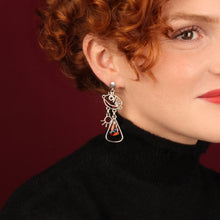 Load image into Gallery viewer, Taratata Filipendule Stud Earrings. 06925-10M