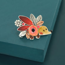 Load image into Gallery viewer, Taratata Mini Brooch. 07230-103