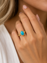 Load image into Gallery viewer, 9ct Yellow Gold Siani Turquoise Oval Ring. GA-552