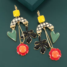 Load image into Gallery viewer, Taratata Arty Earrings. 05753-20M
