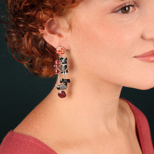 Load image into Gallery viewer, Taratata Pas Boguer Stud Earrings. 06962-10M
