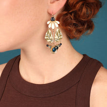 Load image into Gallery viewer, Taratata Zen Earrings. 07774-20M