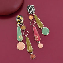 Load image into Gallery viewer, Taratata Etincelle Stud Earrings. 08981-10M