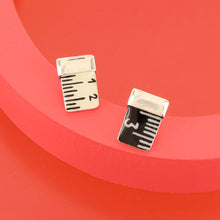 Load image into Gallery viewer, Taratata Ruban Stud Earrings. 10995-102