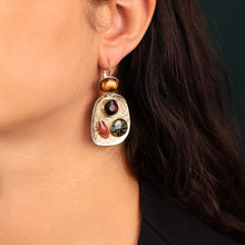 Load image into Gallery viewer, Taratata Art Nouveau Earrings. 10784-20M