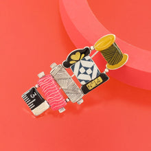 Load image into Gallery viewer, Taratata Ruban Brooch. 10208-10M
