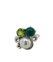 Load image into Gallery viewer, Sterling Silver Gemstone and Pearl Huddle Ring J484