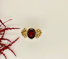Load image into Gallery viewer, 9ct Gold Gemstone Lace Ring J346
