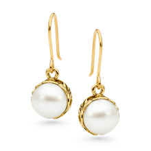Load image into Gallery viewer, 9ct Gold Pearl Chunky Move Earrings J397