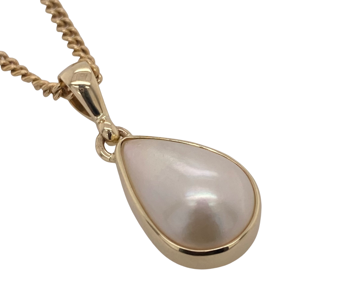 9ct Yellow Gold Cultured Mabe Pearl Pendant. GA 66 Jeeba Jewellery
