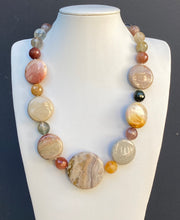 Load image into Gallery viewer, Earthy Sterling Silver Agate Necklace