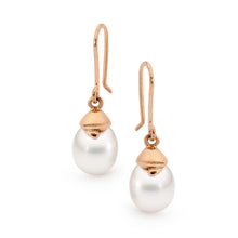 Load image into Gallery viewer, 9ct Gold Pearl Victory Earrings J396