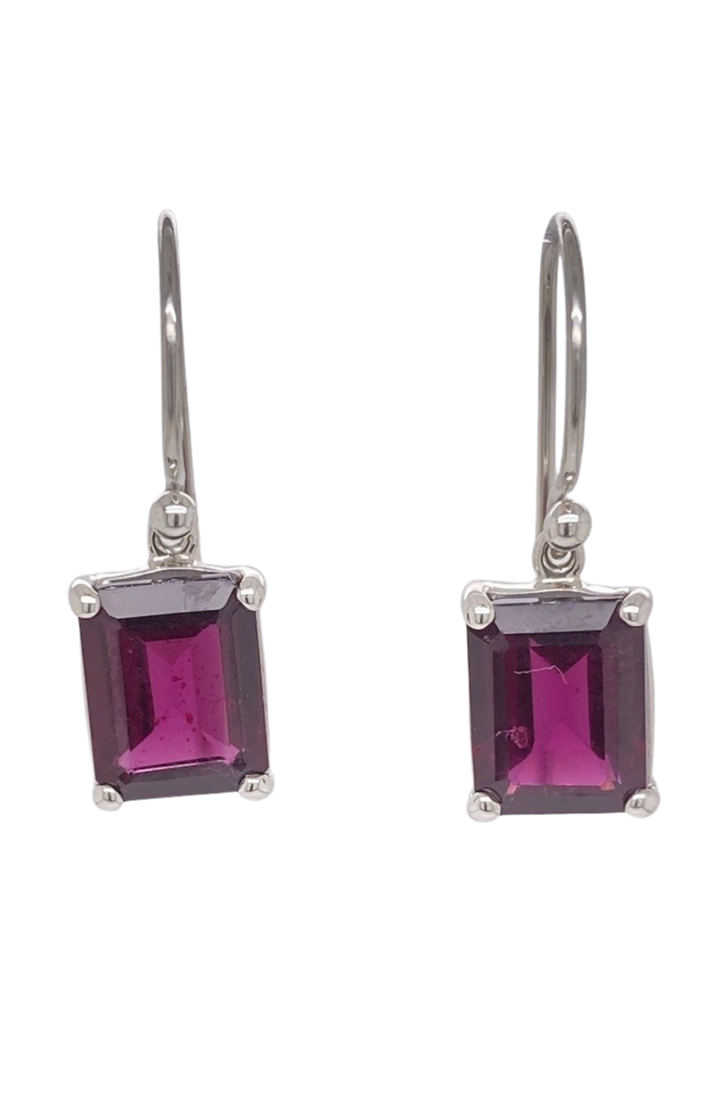 Sterling Silver Rhodolite Garnet Earrings. GA-465