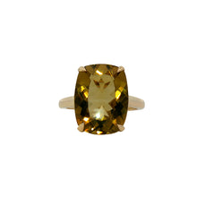 Load image into Gallery viewer, 9ct Yellow Gold Olive Quartz Ring. CYR8091
